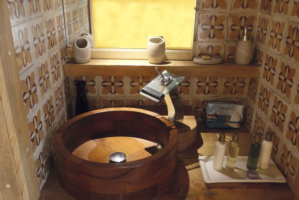 La Casa De Boulbon Bed and Breakfast Kamer foto