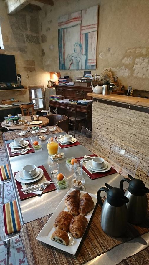 La Casa De Boulbon Bed and Breakfast Buitenkant foto